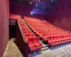 Locals also love to visit the mall as it has three cinemas and numerous other entertaining facilities.